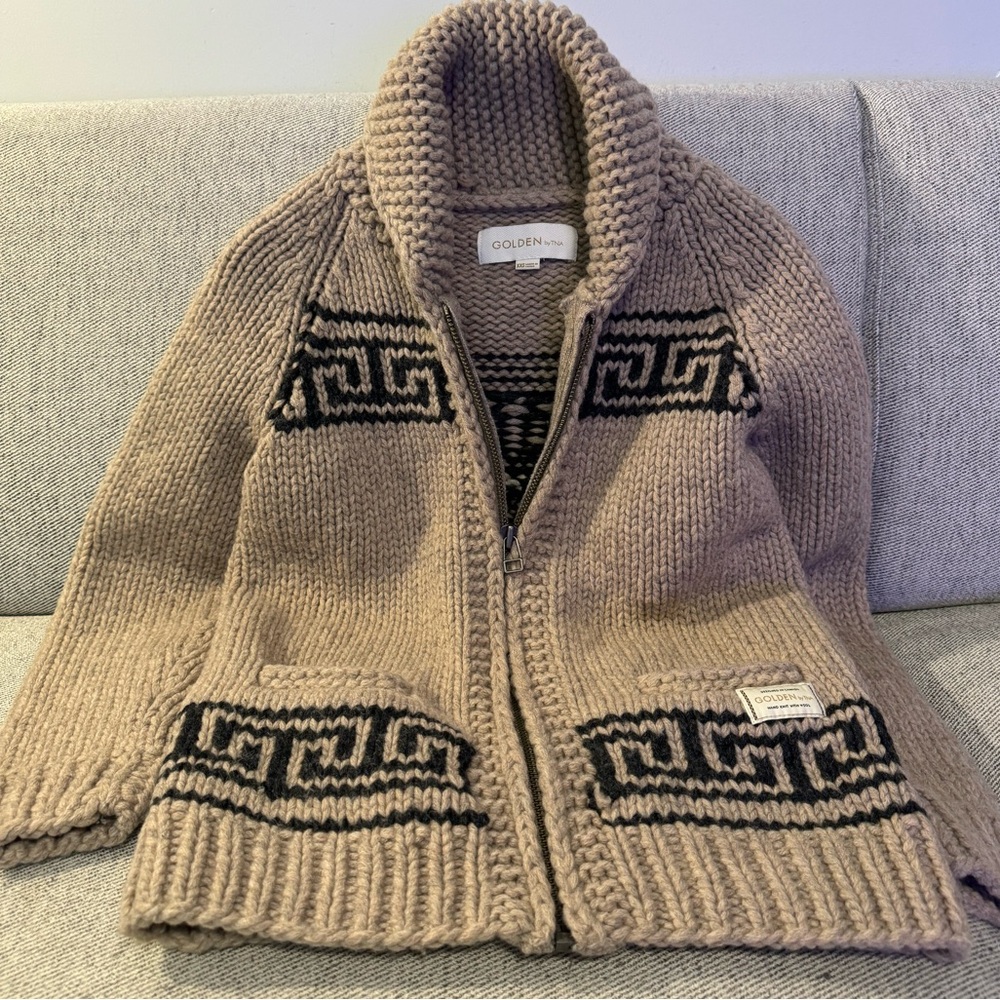 Aritzia Sweater